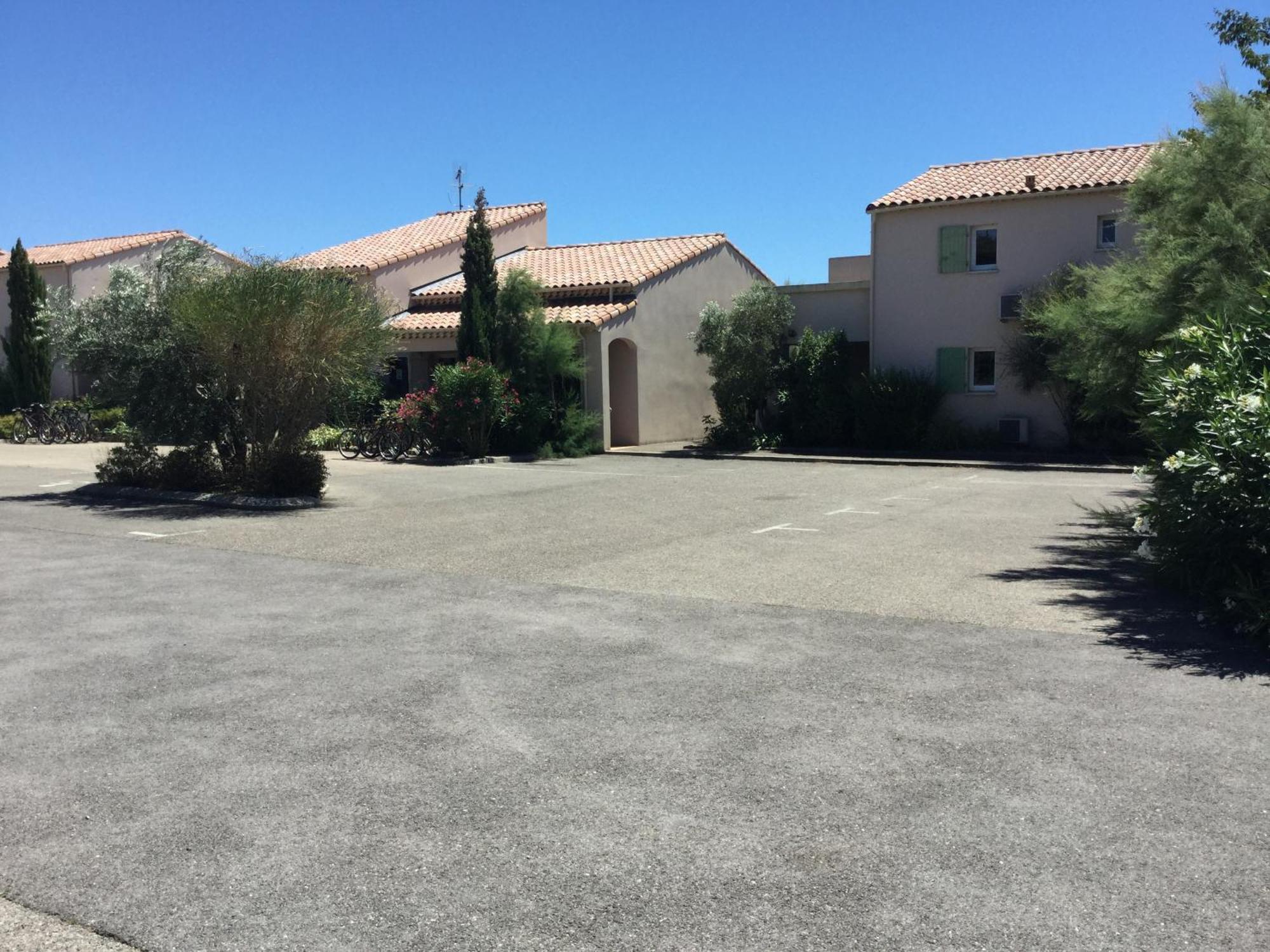 Charming Rental With Shared-Pool In The Alpilles. Муриес Екстериор снимка